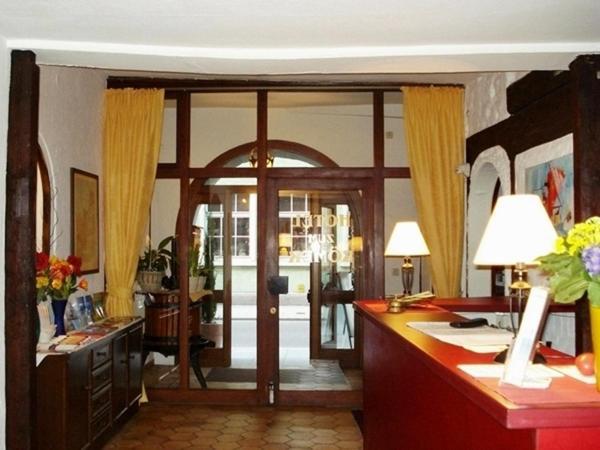 אוברלינגן Hotel Zum Roemer מראה חיצוני תמונה