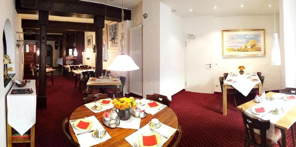 אוברלינגן Hotel Zum Roemer מראה חיצוני תמונה